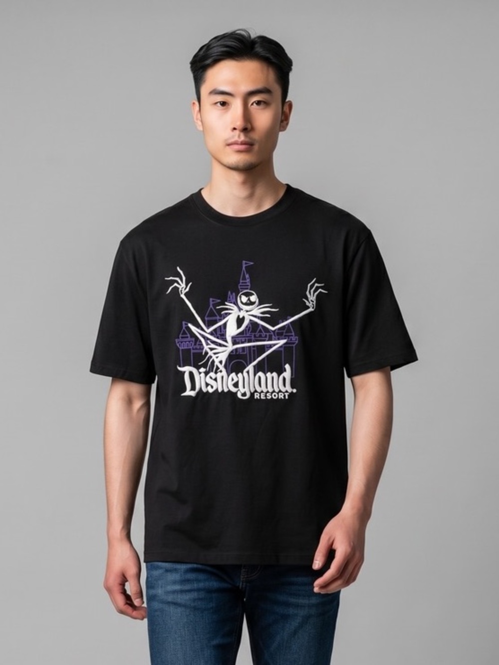🛫 Disneyland Resort Nightmare Before Christmas Jack Skellington Tee size M